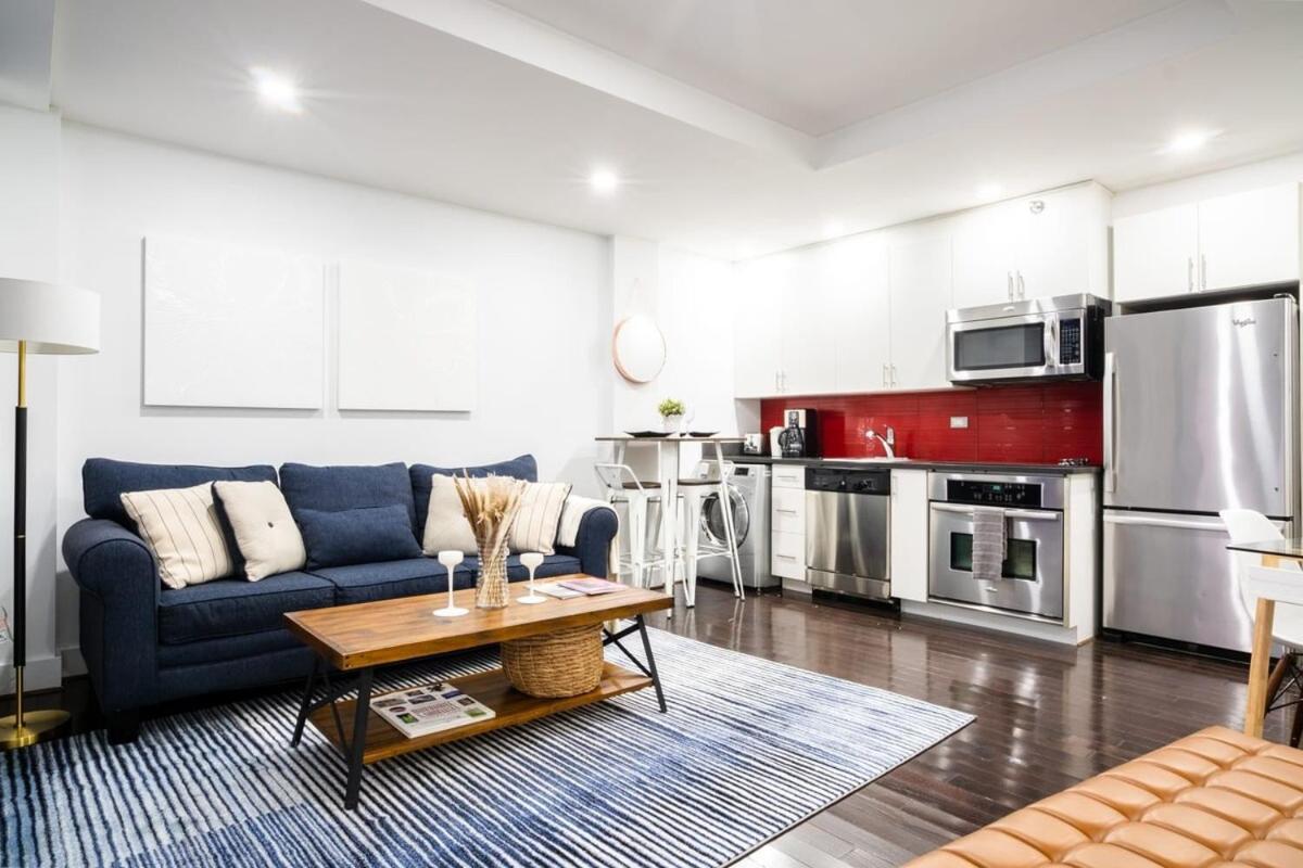 809-3b With A Balcony By Columbus Circle Pangsapuri